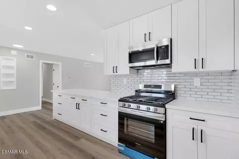 Kitchen - 1548 Wallace St, Simi Valley, CA 93065 photo 4 of 4