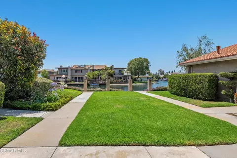 Exterior - 586 Durango Ct, Camarillo, CA 93010 photo 8 of 9