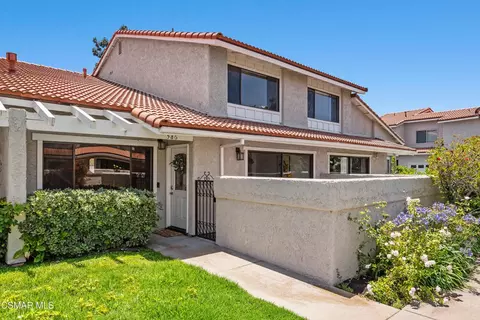 586 Durango Ct, Camarillo, CA 93010