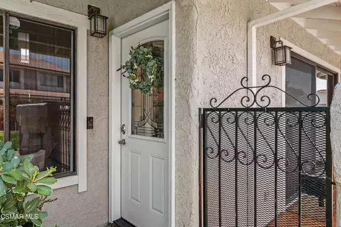 Entry Way - 586 Durango Ct, Camarillo, CA 93010 photo 1 of 1