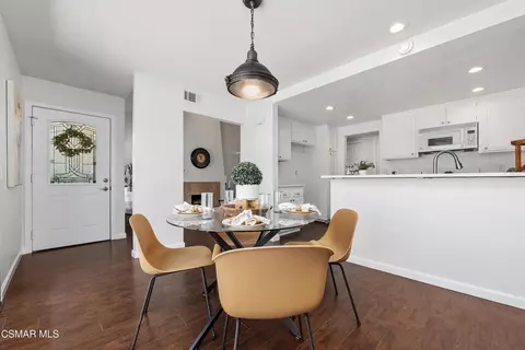 Dining - 586 Durango Ct, Camarillo, CA 93010 photo 3 of 3