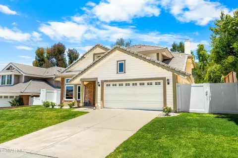 6421 Smoke Tree Ave, Oak Park, CA 91377