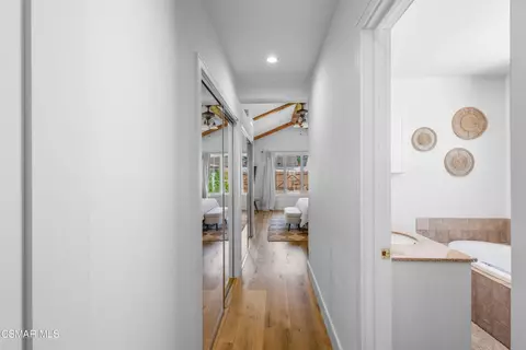 Entry Way - 7039 Sylvia Ave, Reseda, CA 91335 photo 2 of 2