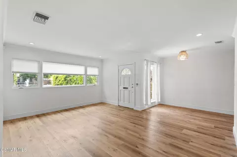 Living - 7039 Sylvia Ave, Reseda, CA 91335 photo 2 of 5