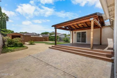 Exterior - 7039 Sylvia Ave, Reseda, CA 91335 photo 6 of 10