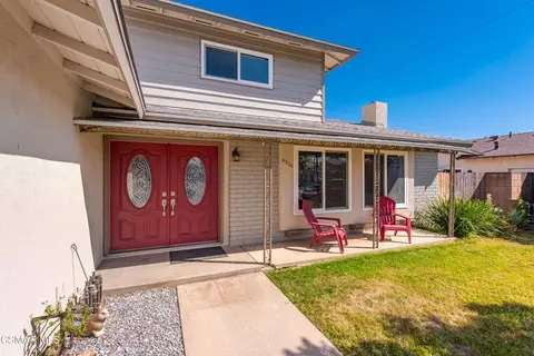 Exterior - 6524 Menlo St, Simi Valley, CA 93063 photo 2 of 11