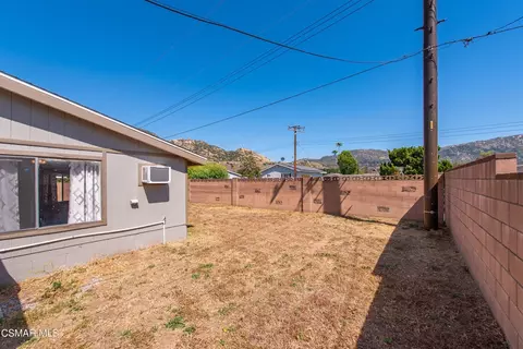 Exterior - 6524 Menlo St, Simi Valley, CA 93063 photo 7 of 11