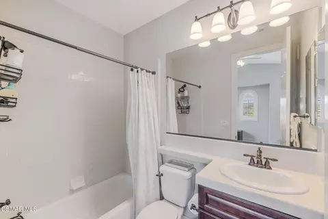 Bath - 12376 Palmer Dr, Moorpark, CA 93021 photo 8 of 8