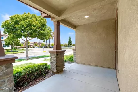 Exterior - 3458 N Oxnard Blvd, Oxnard, CA 93036 photo 3 of 4