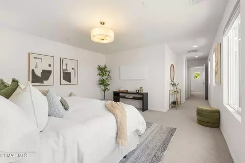 Bedroom - 3458 N Oxnard Blvd, Oxnard, CA 93036 photo 5 of 8