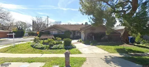 23800 Aetna St, Woodland Hills, CA 91367