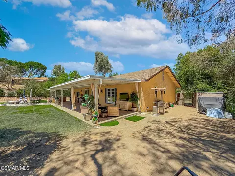 Exterior - 1351 Rambling Rd, Simi Valley, CA 93065 photo 17 of 22