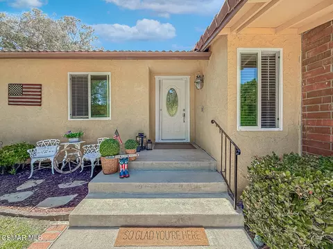 Exterior - 1351 Rambling Rd, Simi Valley, CA 93065 photo 7 of 22