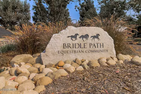 View/Area - 1351 Rambling Rd, Simi Valley, CA 93065 photo 4 of 8
