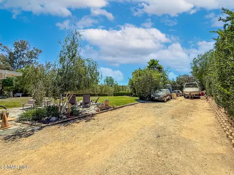 Exterior - 1351 Rambling Rd, Simi Valley, CA 93065 photo 9 of 22