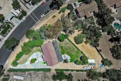 View/Area - 1351 Rambling Rd, Simi Valley, CA 93065 photo 3 of 8