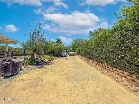 Exterior - 1351 Rambling Rd, Simi Valley, CA 93065 photo 8 of 22