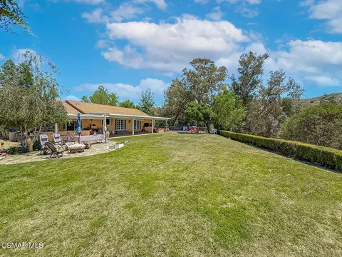 Exterior - 1351 Rambling Rd, Simi Valley, CA 93065 photo 10 of 22