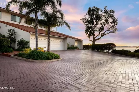 Exterior - 818 Caliente Ln, Ventura, CA 93001 photo 1 of 5