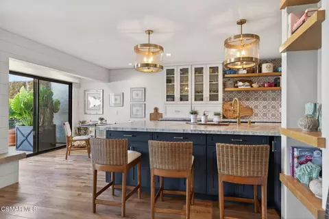 Kitchen - 818 Caliente Ln, Ventura, CA 93001 photo 3 of 15