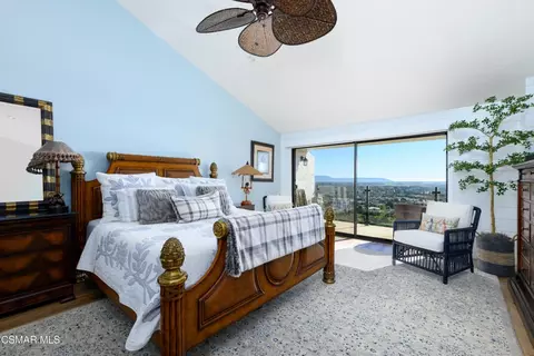 Bedroom - 818 Caliente Ln, Ventura, CA 93001 photo 1 of 10