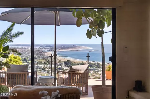 View/Area - 818 Caliente Ln, Ventura, CA 93001 photo 7 of 16