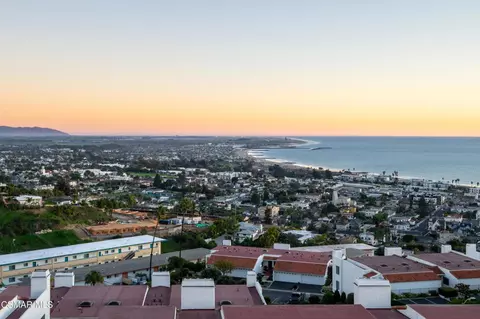 View/Area - 818 Caliente Ln, Ventura, CA 93001 photo 6 of 16