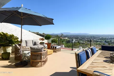 Exterior - 818 Caliente Ln, Ventura, CA 93001 photo 3 of 5