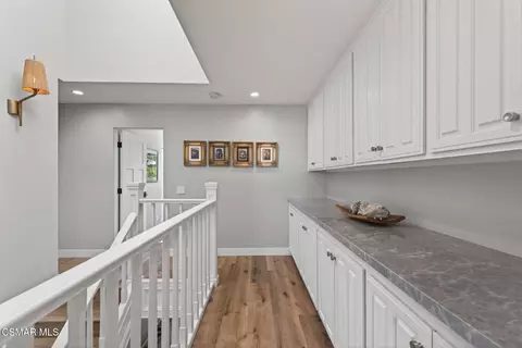 Entry Way - 818 Caliente Ln, Ventura, CA 93001 photo 5 of 5