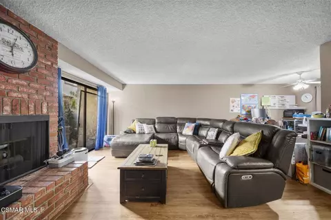 7240 Shirley Ave #103, Reseda, CA 91335