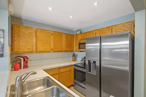 Kitchen - 1253 Tivoli Ln #29, Simi Valley, CA 93065 photo 1 of 3