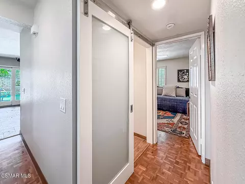 Entry Way - 3029 Bianca Cir, Simi Valley, CA 93063 photo 4 of 7