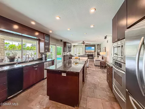 Kitchen - 3029 Bianca Cir, Simi Valley, CA 93063 photo 10 of 10