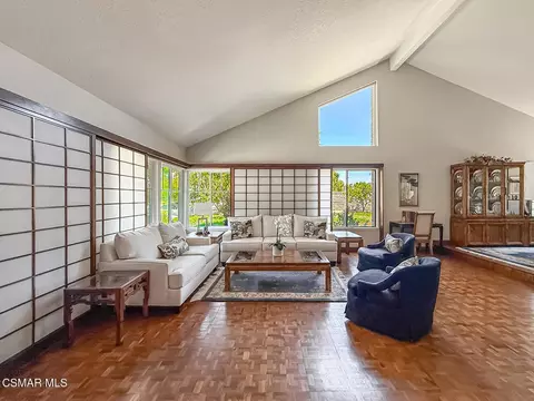 Living - 3029 Bianca Cir, Simi Valley, CA 93063 photo 1 of 7
