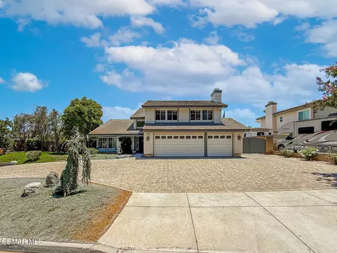Exterior - 3029 Bianca Cir, Simi Valley, CA 93063 photo 6 of 23