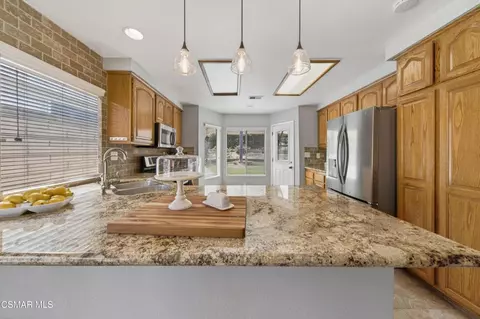 Kitchen - 3072 Lamplighter St, Simi Valley, CA 93065 photo 1 of 2