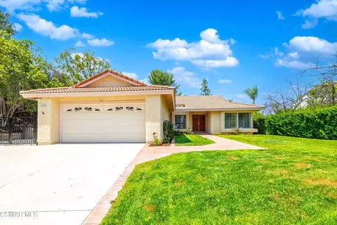27555 Freetown Ln, Agoura Hills, CA 91301