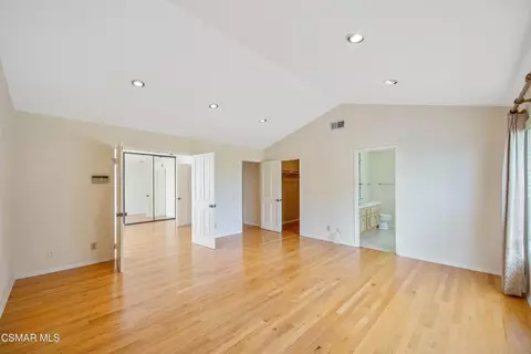 Bedroom - 5490 Wembly Ave, Oak Park, CA 91377 photo 1 of 5