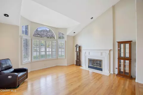 Living - 5490 Wembly Ave, Oak Park, CA 91377 photo 1 of 5