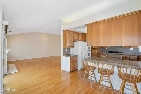 Kitchen - 5490 Wembly Ave, Oak Park, CA 91377 photo 5 of 5