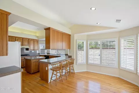 Kitchen - 5490 Wembly Ave, Oak Park, CA 91377 photo 1 of 5