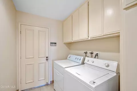 Other - 5490 Wembly Ave, Oak Park, CA 91377 photo 6 of 7