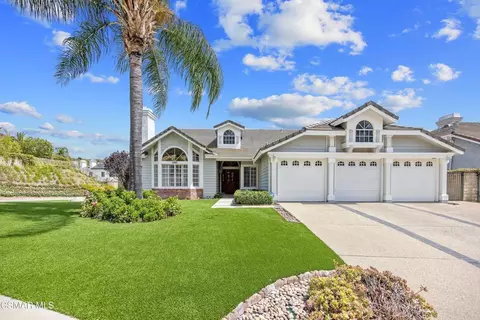 Exterior - 5490 Wembly Ave, Oak Park, CA 91377 photo 9 of 9