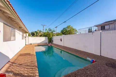 Exterior - 2265 Shreve Ave, Simi Valley, CA 93063 photo 4 of 6