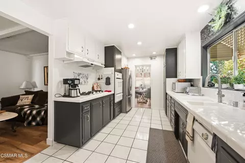 Kitchen - 2265 Shreve Ave, Simi Valley, CA 93063 photo 2 of 3