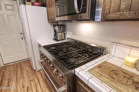 992 Vallejo Ave, Simi Valley, CA 93065 photo 8