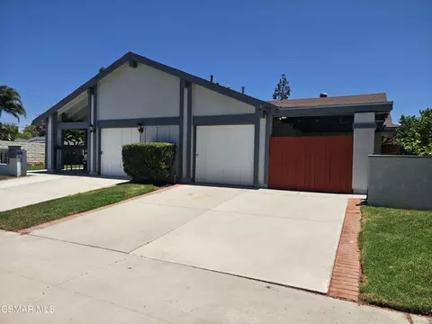 992 Vallejo Ave, Simi Valley, CA 93065