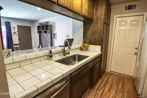 992 Vallejo Ave, Simi Valley, CA 93065 photo 7