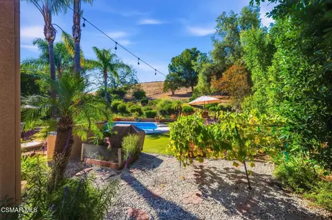 Exterior - 2273 Rudolph Dr, Simi Valley, CA 93065 photo 7 of 9