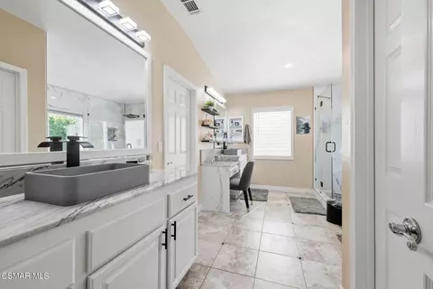 Bath - 2273 Rudolph Dr, Simi Valley, CA 93065 photo 2 of 6
